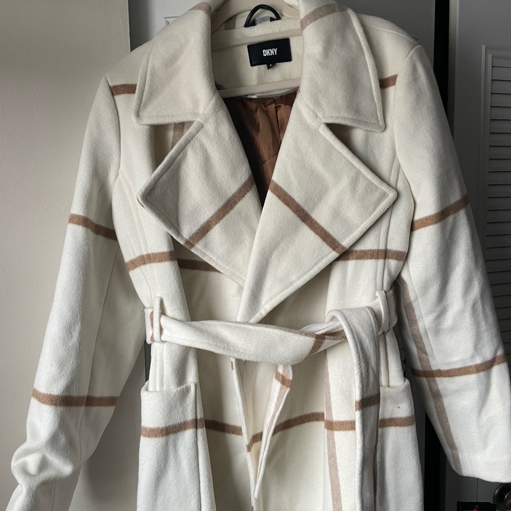 DKNY Women's Cream and Tan Trench Coat